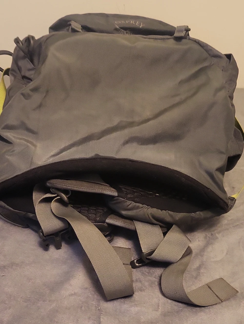 Osprey Atmos AG 65 Backpack